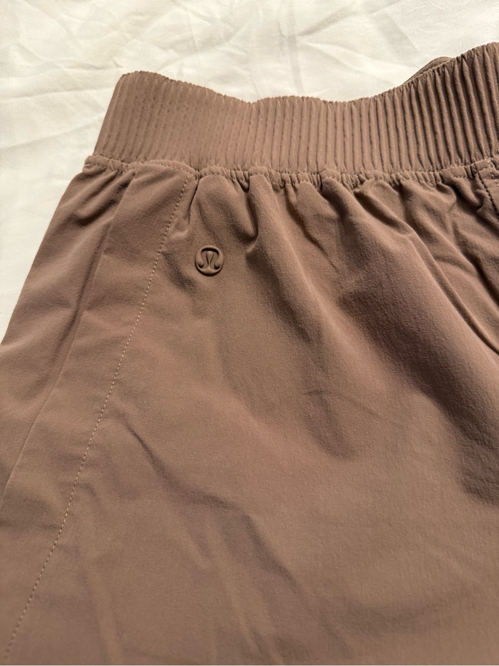 lululemon athletica Women's Taupe Brown Athletic Shorts - Picture 3 of 6